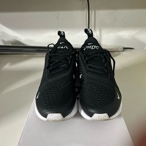 Nike Air Max 270